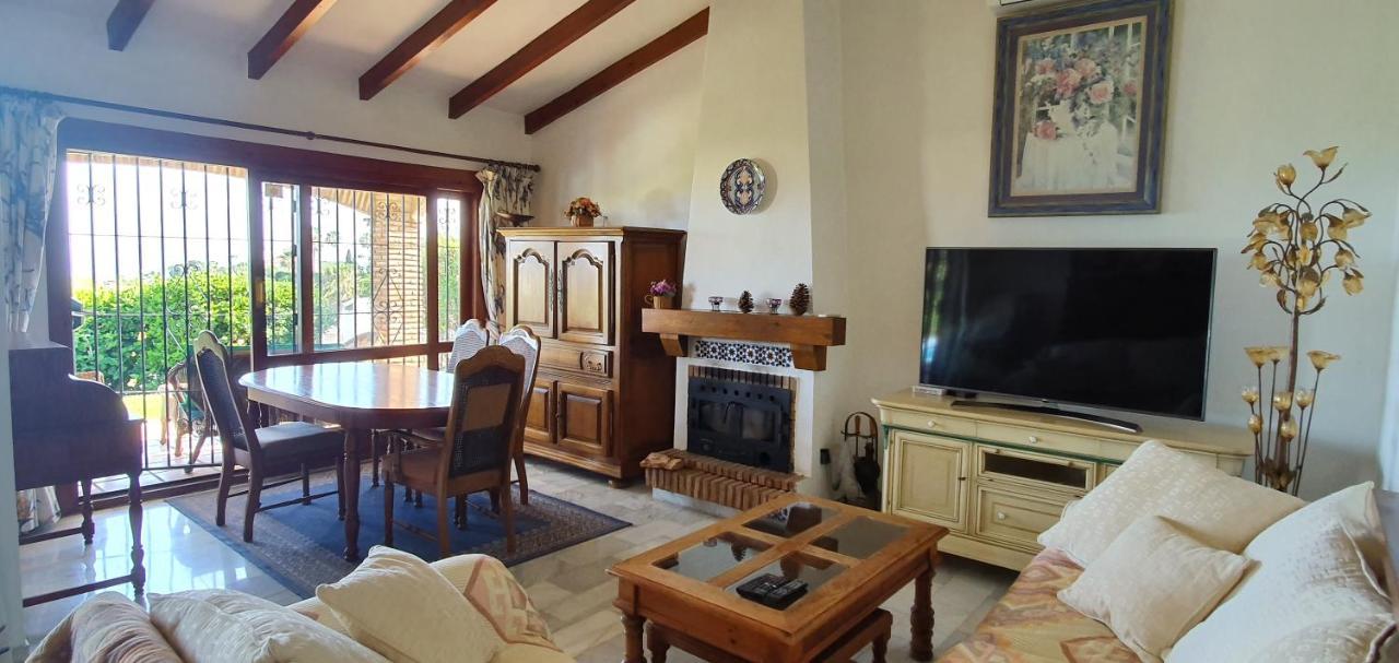 Sea View Villa With Pool, Near Beach In Calahonda, Marbella Area Mijas Zewnętrze zdjęcie